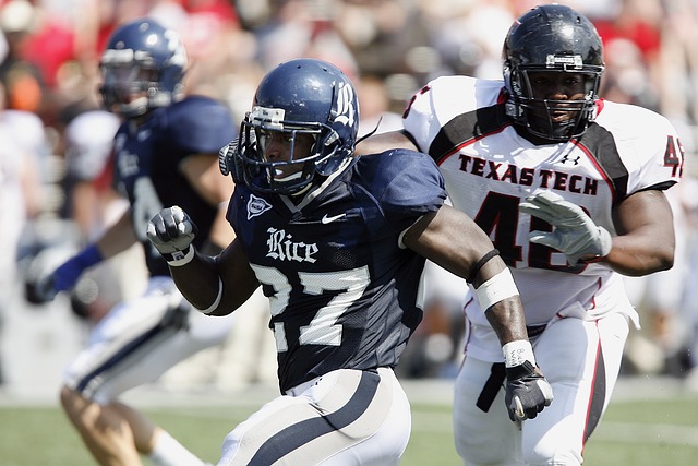 奥格斯堡vs汉堡：凯文-施洛特贝克、法比安-里德首发，法比奥-维埃拉、洛孔加出战